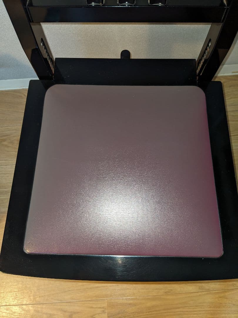 ひまりです☆　美品です☆ ピアノ椅子（トムソン椅子）