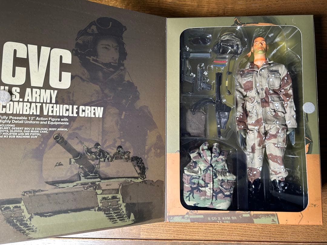 ホットトイズ CVC U.S.ARMY COMBAT VEHICLE CREW