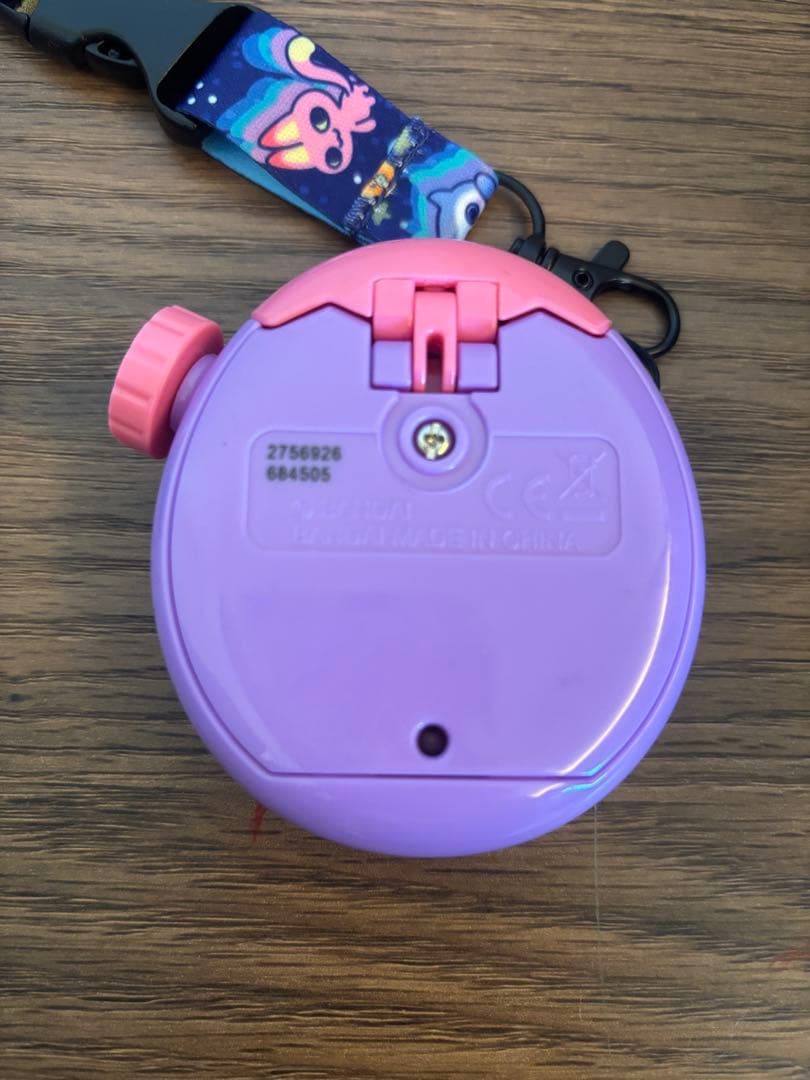 たまごっちパラダイス ネックストラップ付き