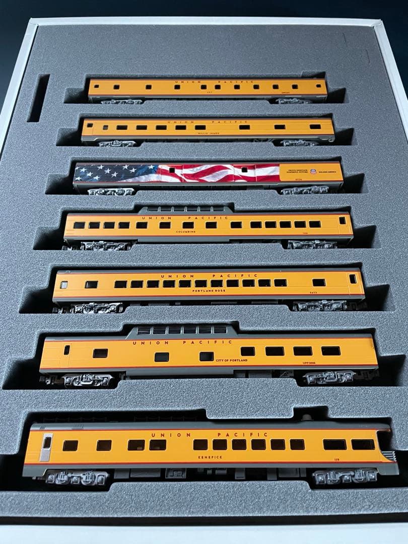 【中古】KATO UP Excursion Train 7 Car Set