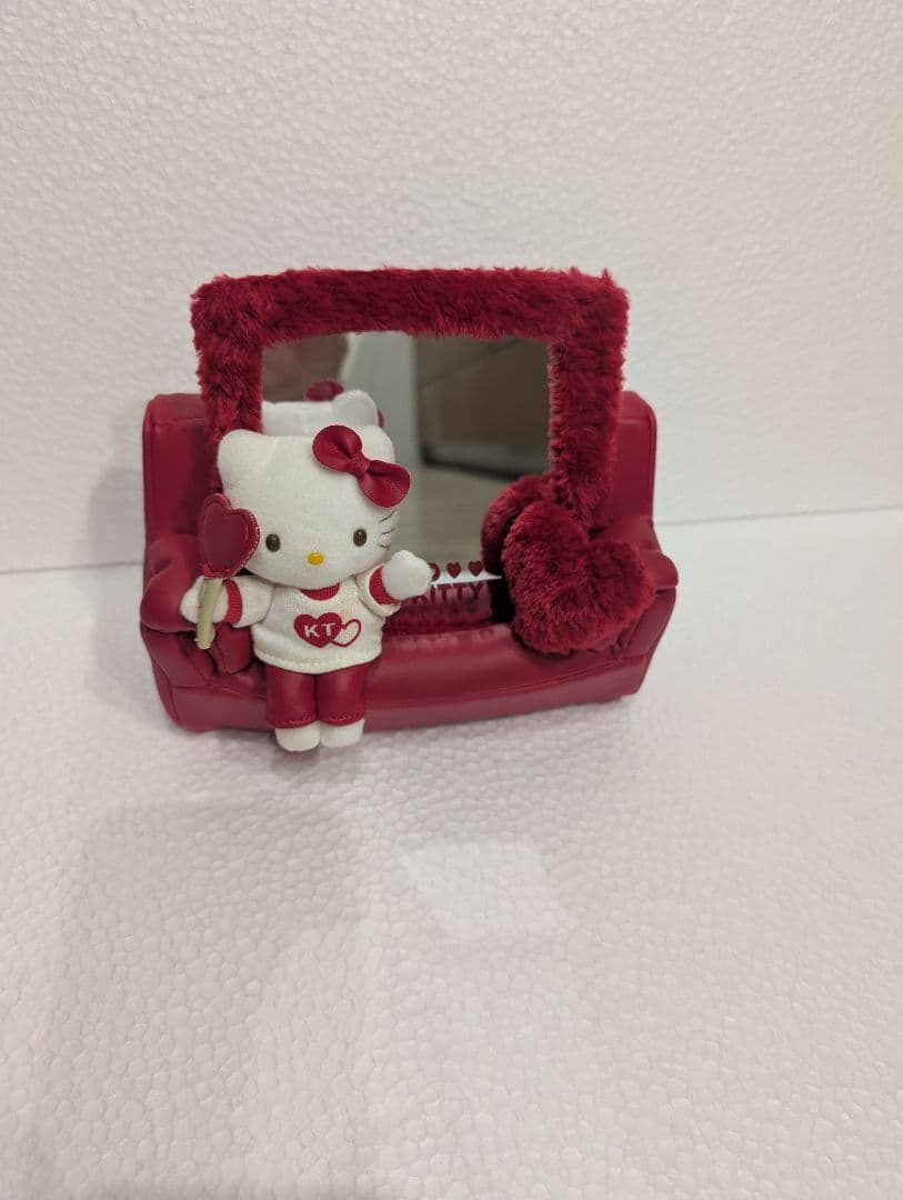 ハローキティ ミラー付きソファフィギュア