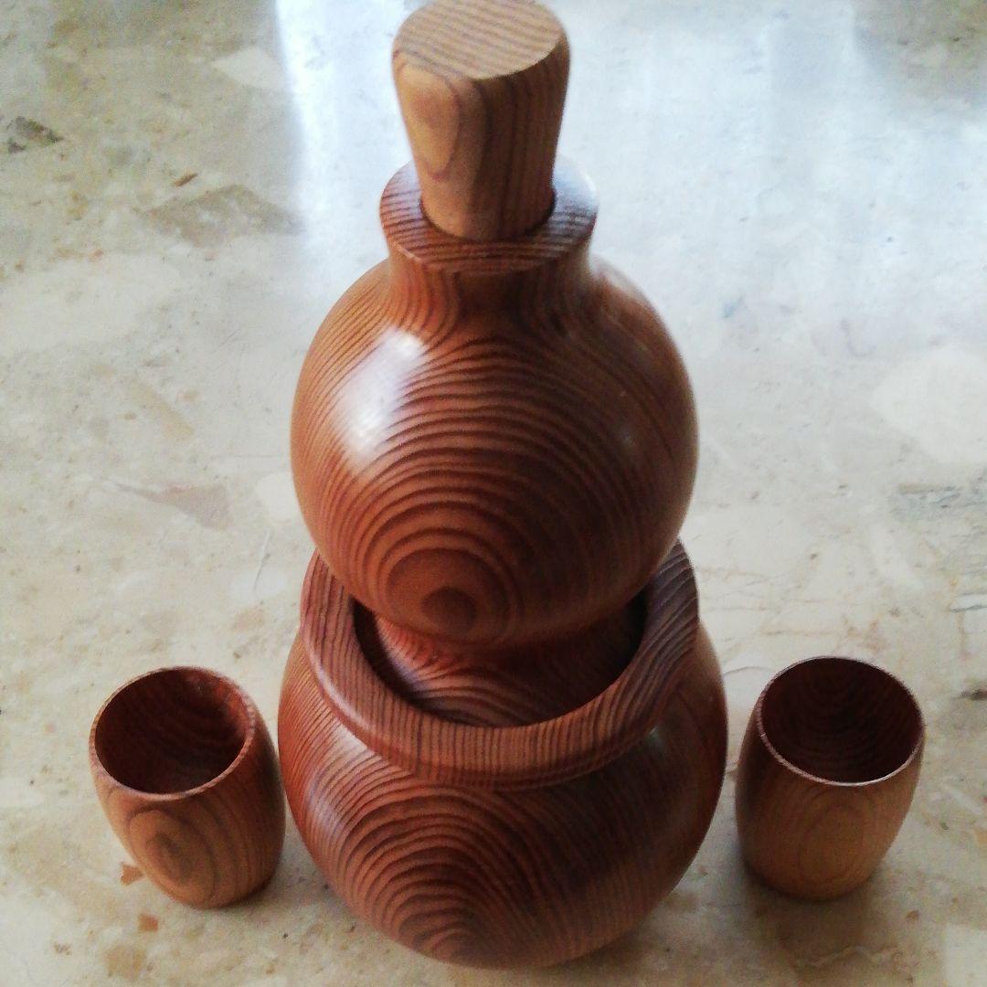 屋久杉のひょうたん徳利と屋久杉のおちょこ