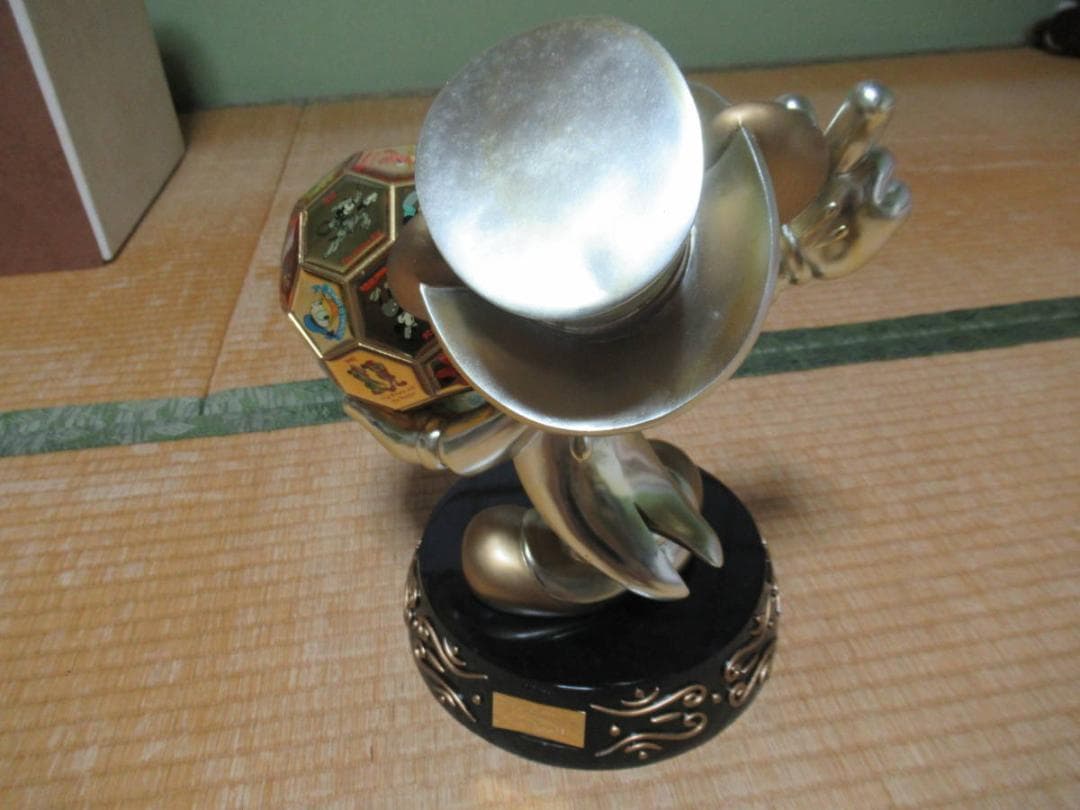 非売品 2002年◆第一生命創立100周年 時計付きミッキーの置物とピンズボール