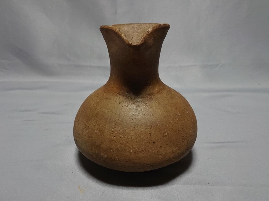 コレクター収集品　イラン　ギーラン　研磨土器　手付水差