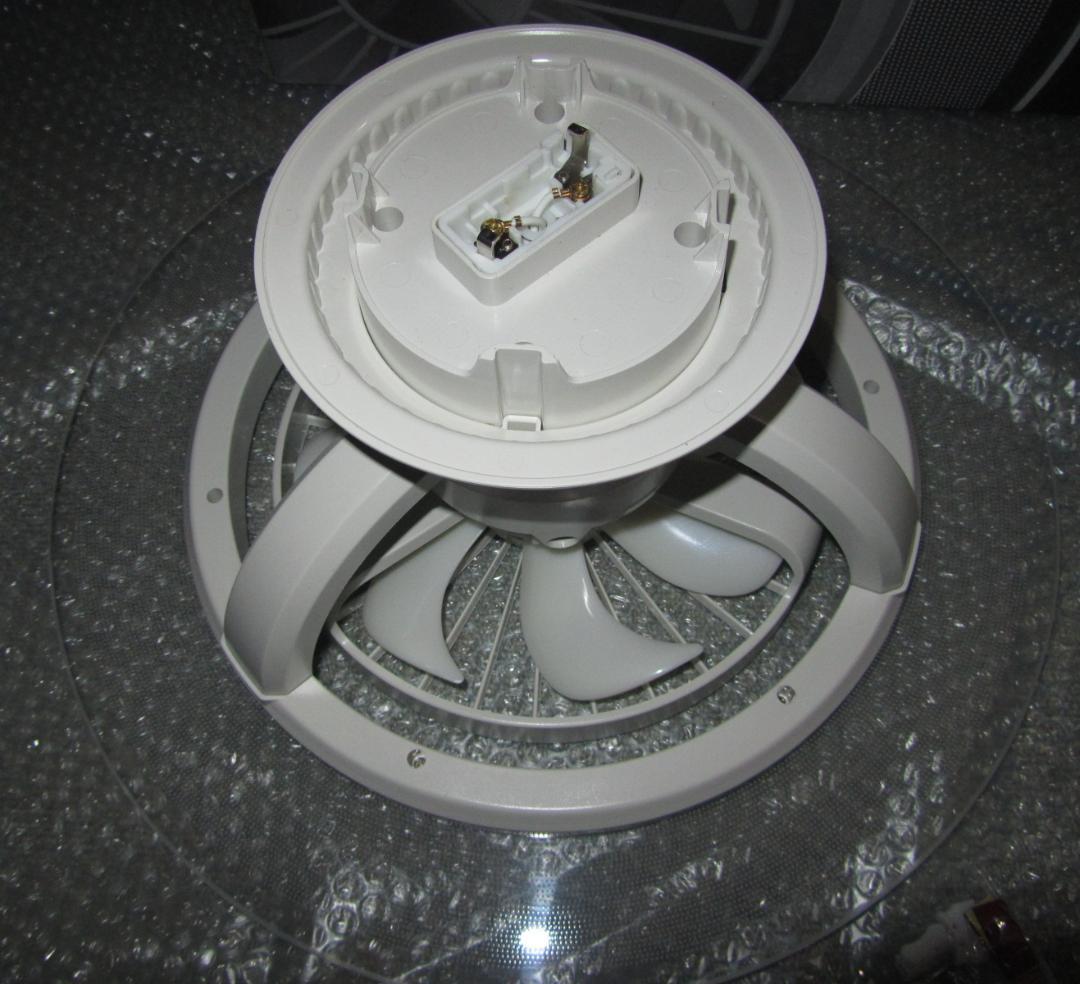 照明+送風(自動首振り)+空気循環！外観美を追求するLEDシーリングファンライト