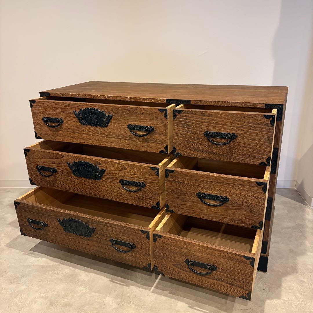 和箪笥　チェスト　3段6杯　桐箪笥　金属装飾有り