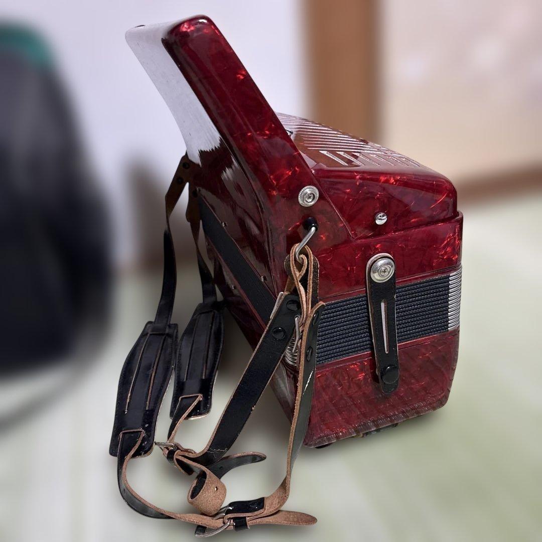 ヤマハ　YAMAHA アコーディオン　ピアノ　鍵盤　楽器　演奏　赤　ソフトケース