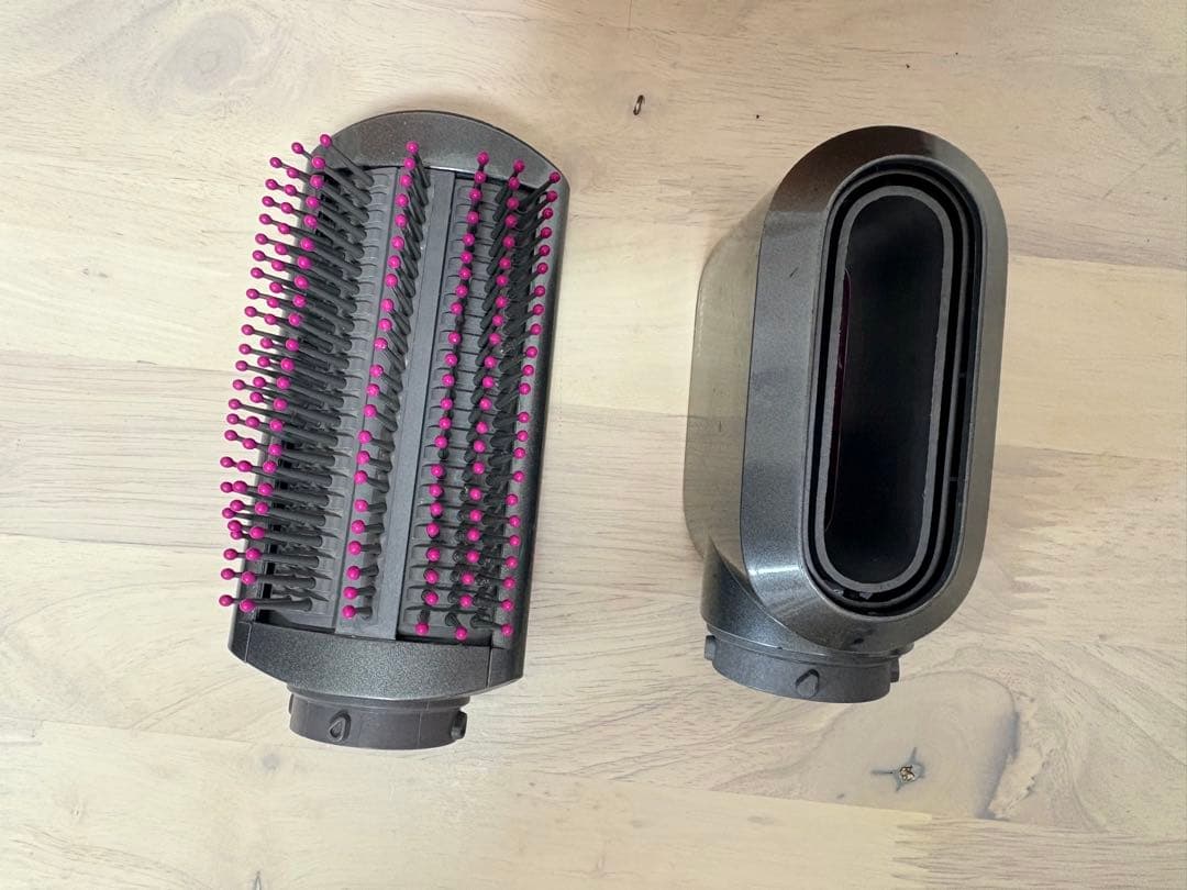 Dyson エアラップ　ドライヤー　HS01