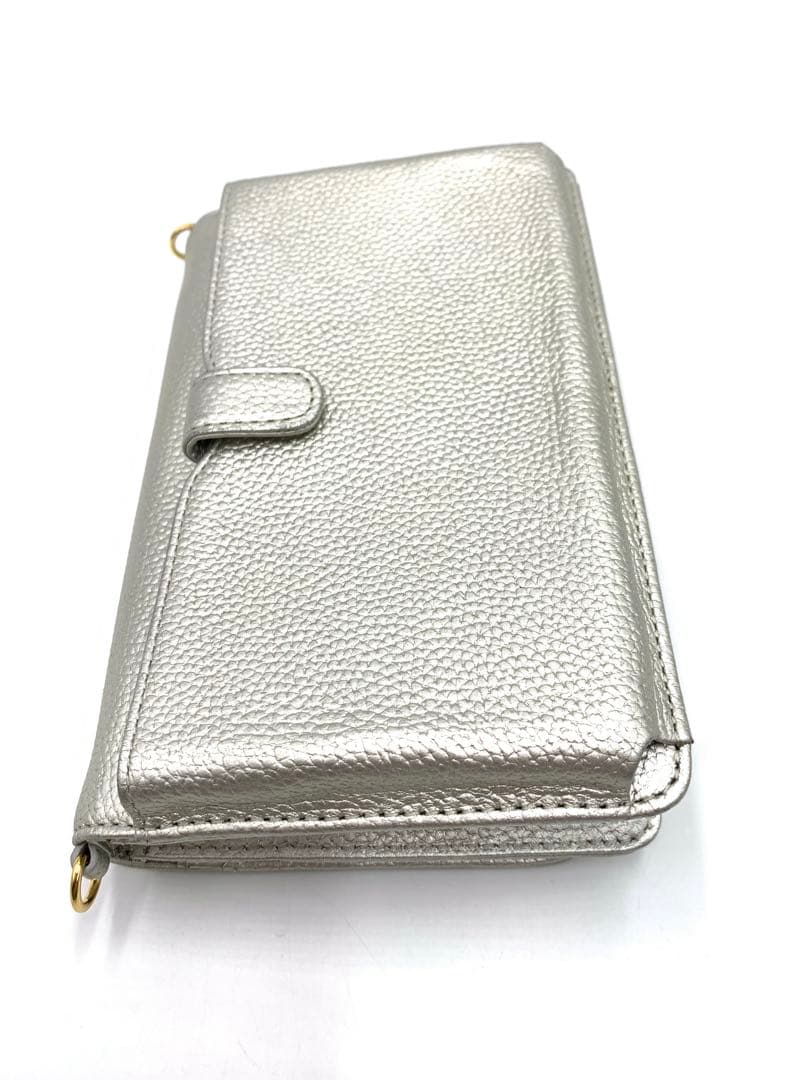 デンハマノ　ブランド　シルバー　ショルダーバッグ　パーティーバッグ　レザー