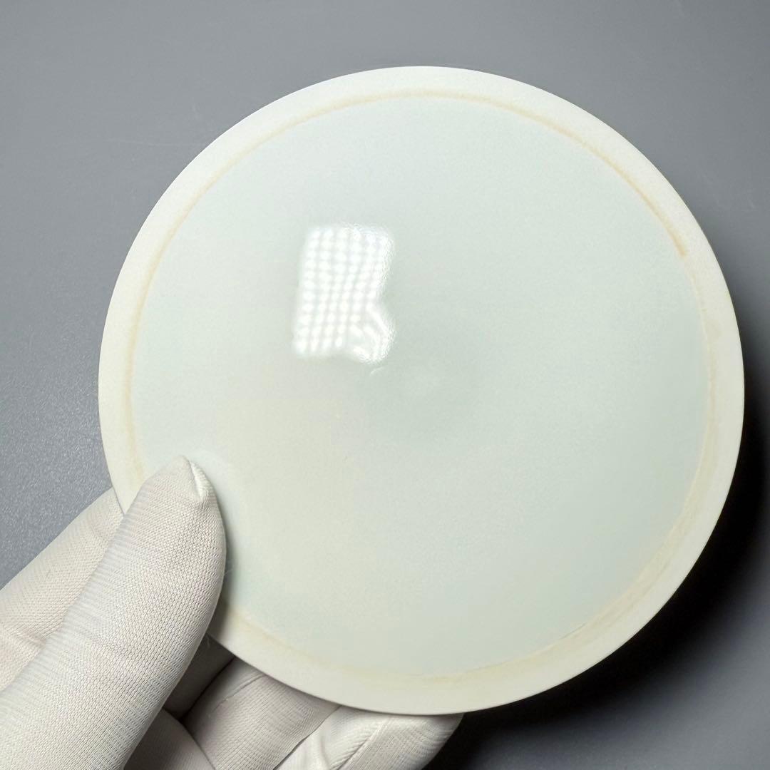 白磁の名工　樋渡陶六　造　青白磁牡丹絵彫文　水指　共箱　共布　極美品