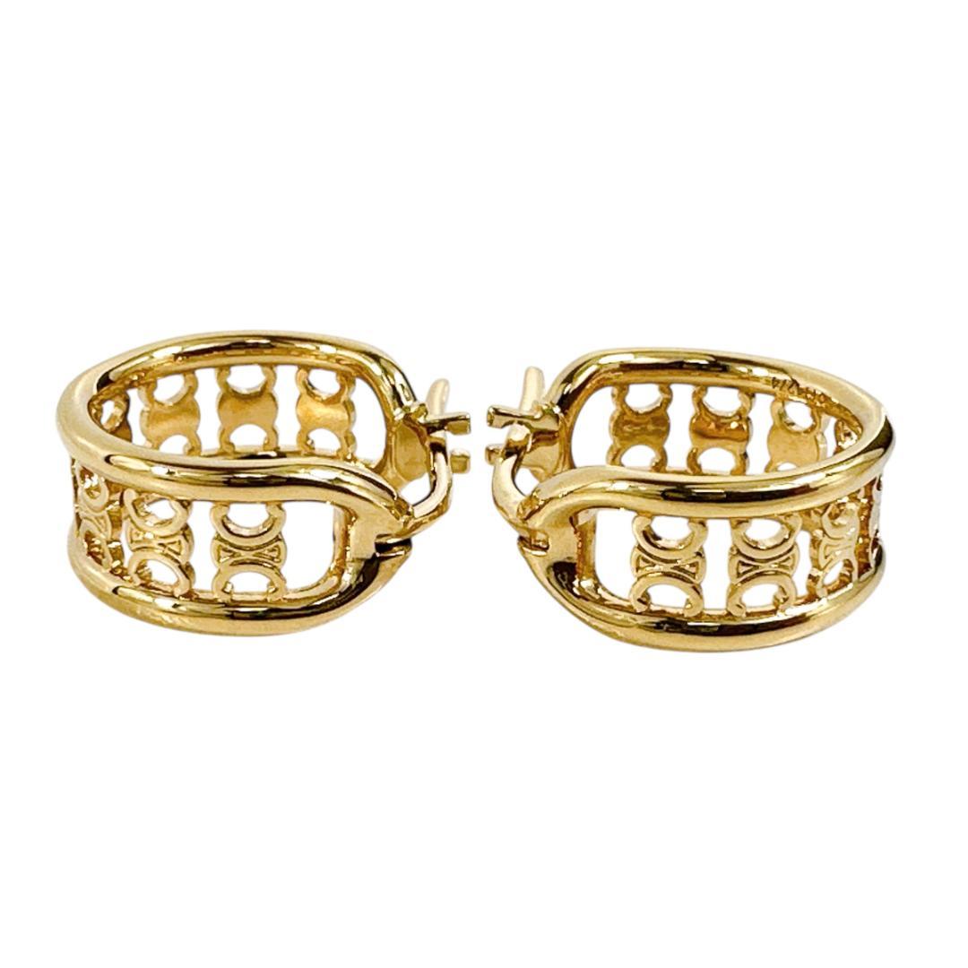 セリーヌ トリオンフ マルチフープ ピアス ゴールドフィニッシュブラス