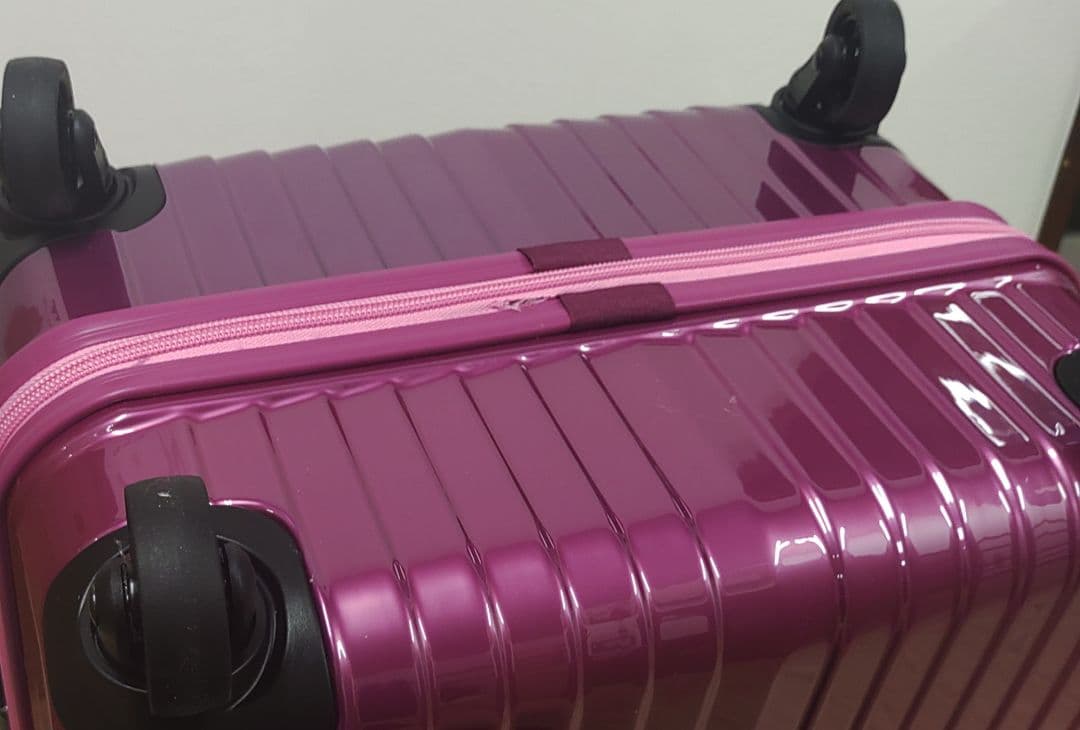 【開封未使用品】※傷あり スーツケース 超軽量 2.4kg 50L Mサイズ