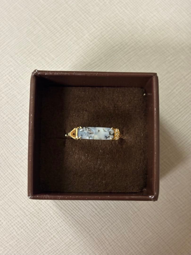 アガット　オパール　ダイヤ　リング