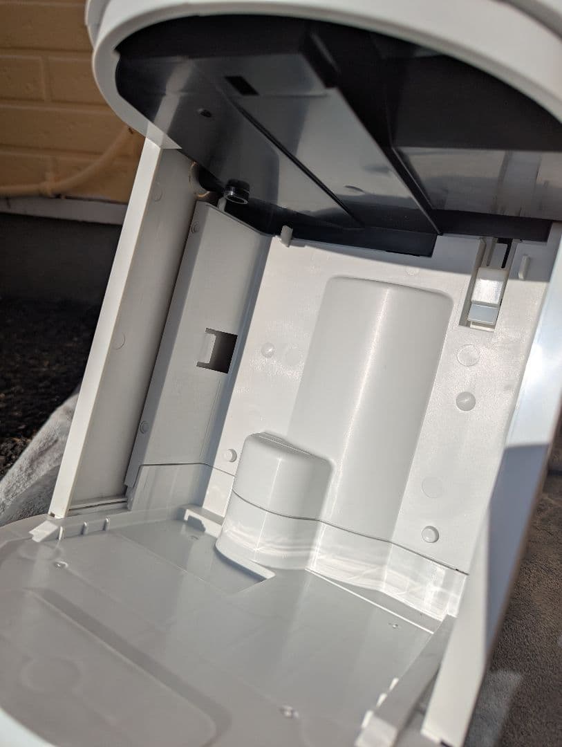 CORONA　コロナ　除湿機　2024年製　衣類乾燥