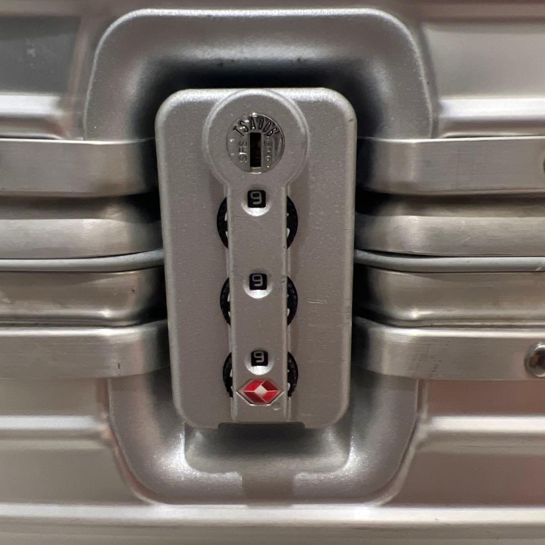 最終値下げ！⭐️Rimowa４輪 パイロット ⭐️
