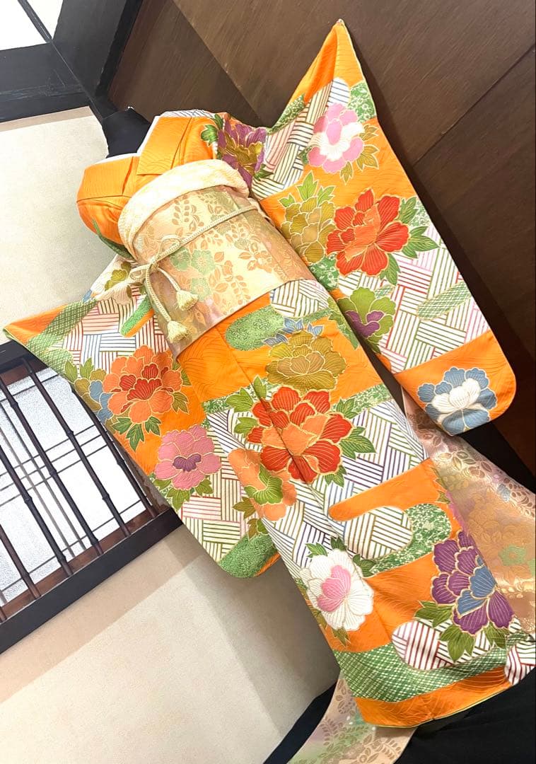 振袖フルセット6点サイズS〜M豪華金駒刺繍　牡丹花文　正絹　売り切り終了