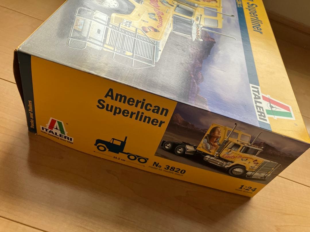 イタレリ 1/24 アメリカン スーパーライナー トラクターヘッド プラモデル