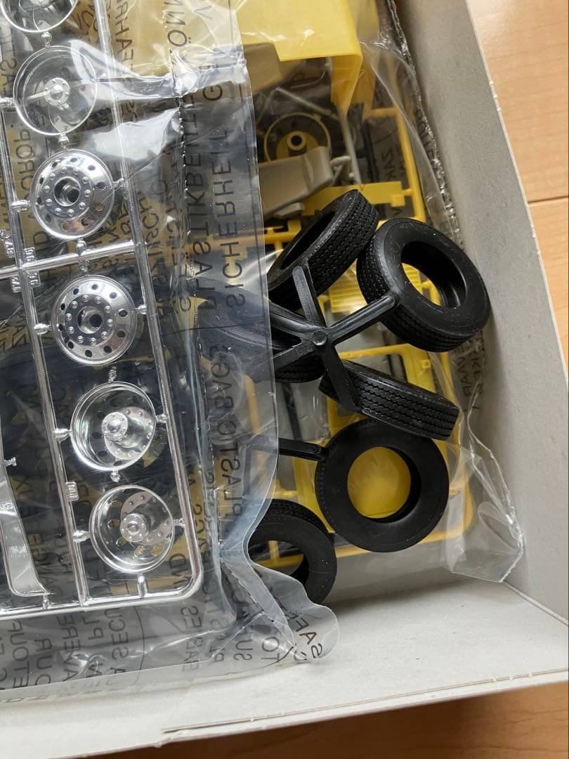 イタレリ 1/24 アメリカン スーパーライナー トラクターヘッド プラモデル