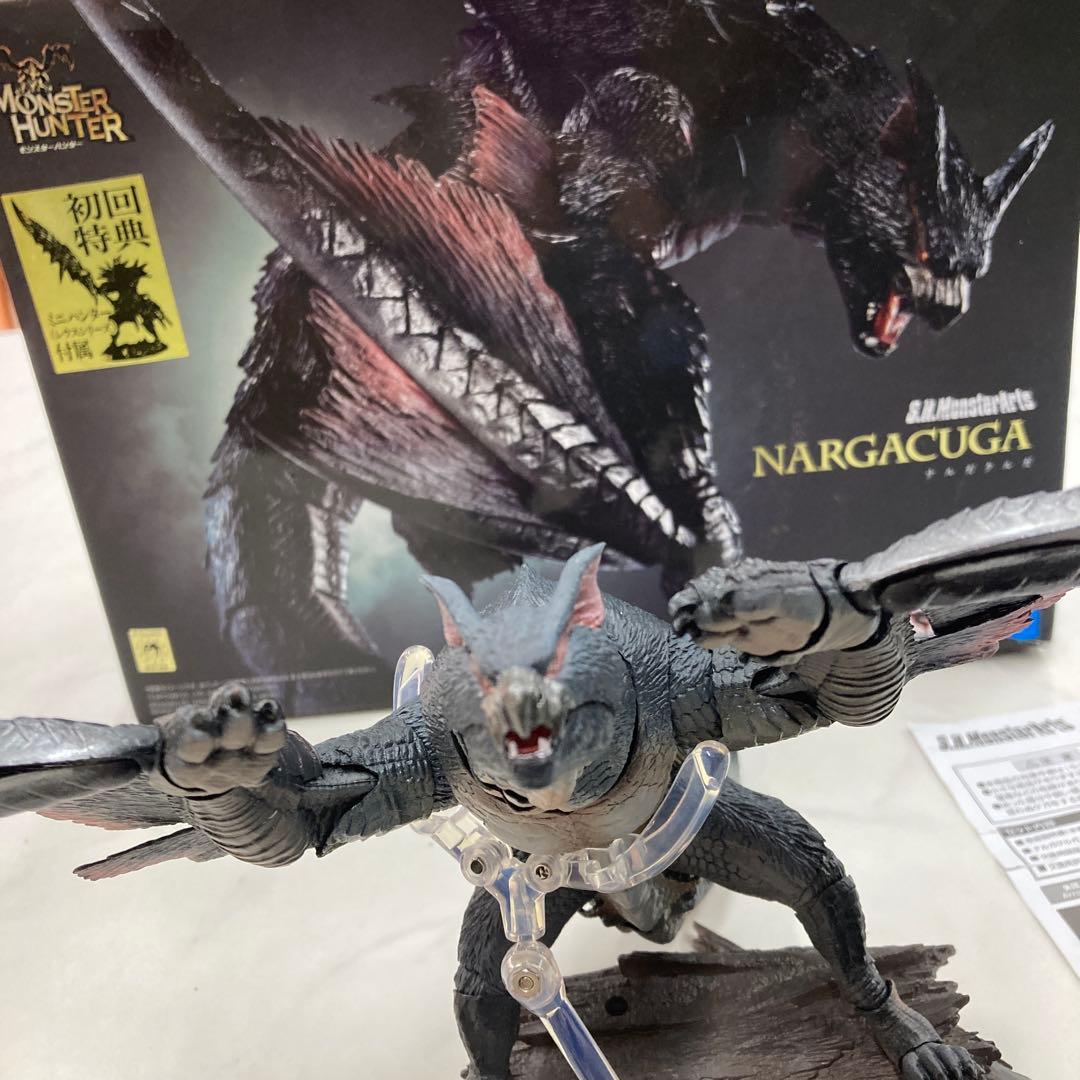 バンダイ NARGACUGA ナルガクルガ　フィギュア