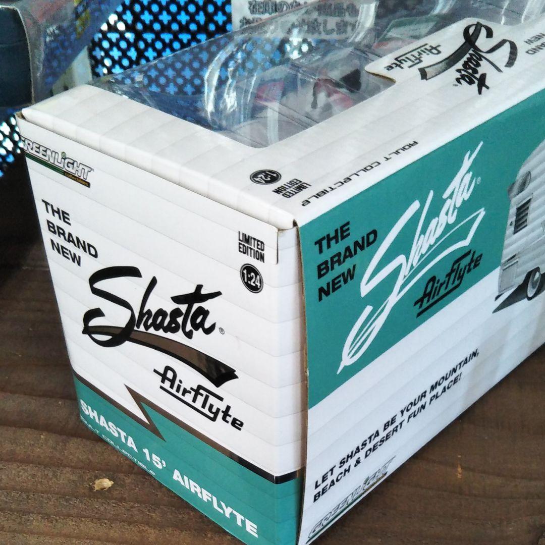GREENLIGHT　シャスタ　shasta　1/24　トレーラー　ミニカー　緑