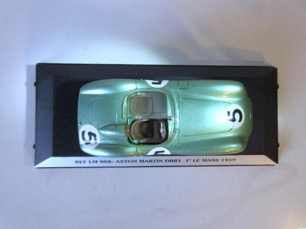 特価 Starter (1/43) アストンマーチン DBR1