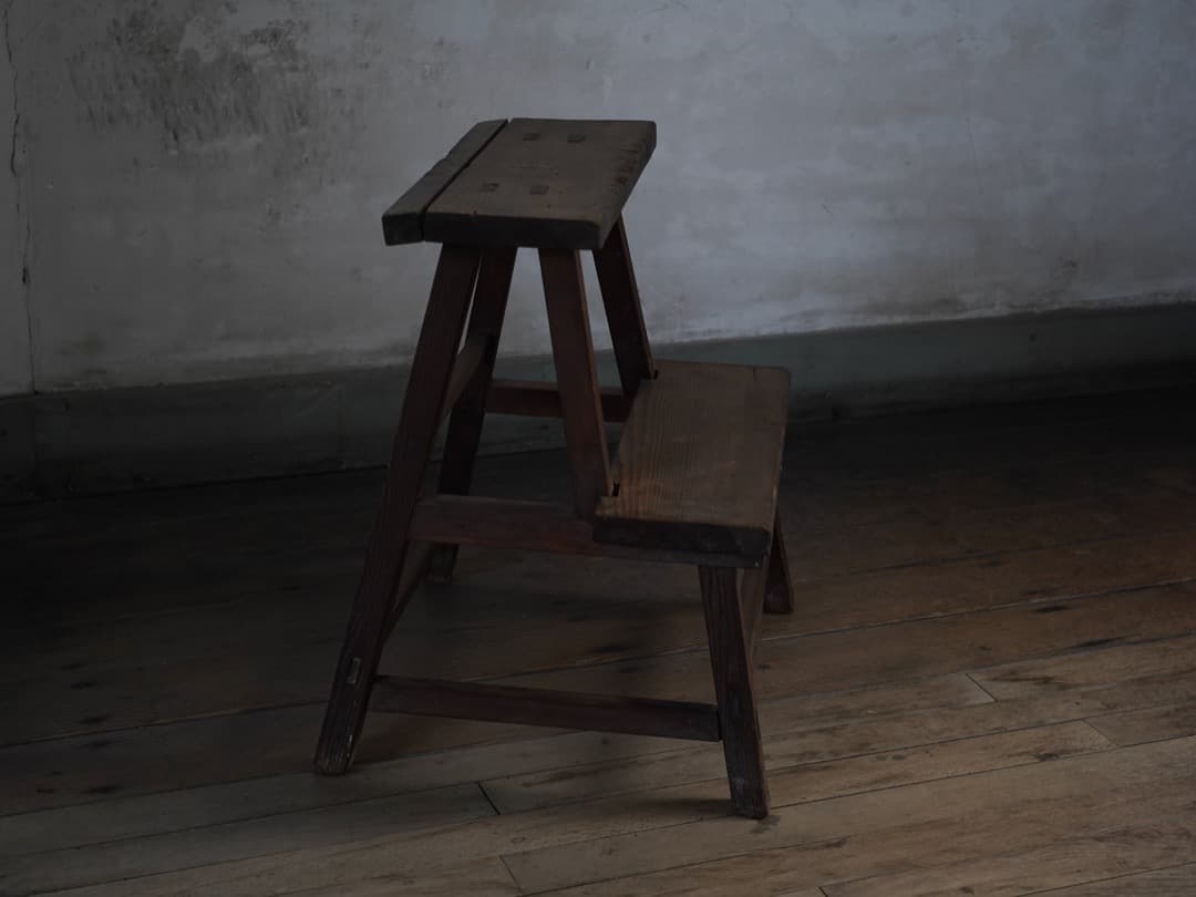 古い木製踏み台 明治-大正頃 / 古道具 古家具 郵便局 踏台 椅子 スツール