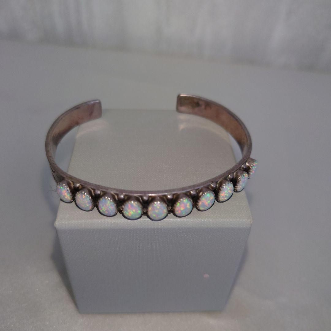 ズニ族 H.M COONSIS刻印あり シルバーバングル