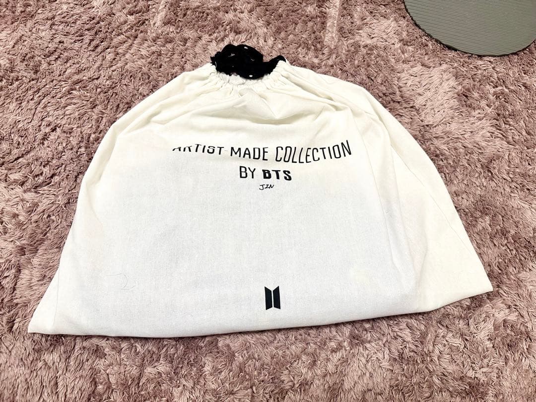 ＢＴＳ　グッズ　JINくん寄り