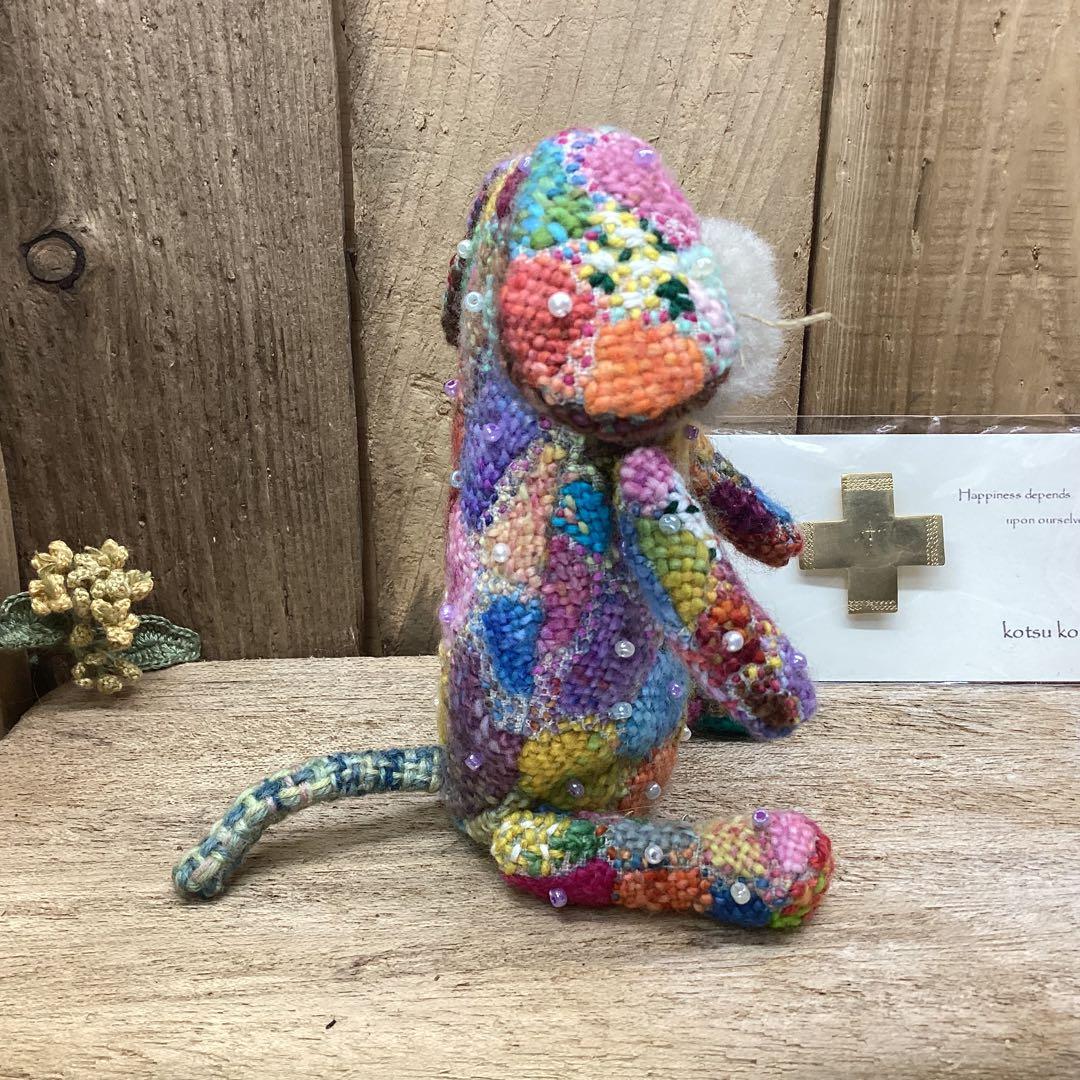 (A^ ^）:ダーニング刺繍ぬいぐるみ