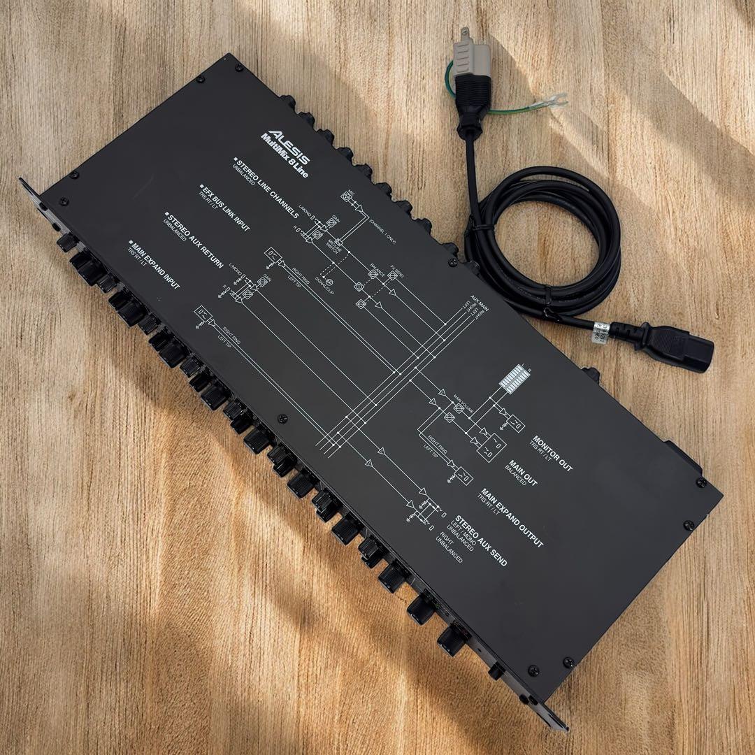 ALESIS（アレシス）/ MultiMix 8 Line 1Uラインミキサー
