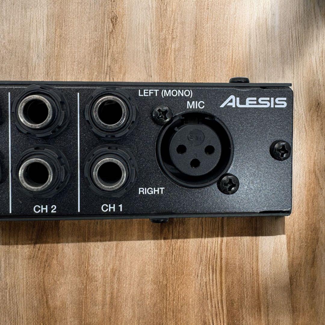 ALESIS（アレシス）/ MultiMix 8 Line 1Uラインミキサー