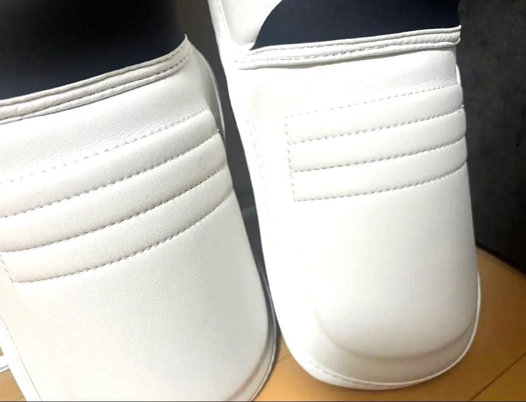 もっちゃんadidas NEW 超軽量 レガースホワイトゴールド/Sサイズ