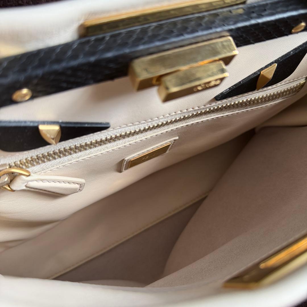 FENDI ピーカブー レギュラー モンスター パイソン アイボリー ショルダー