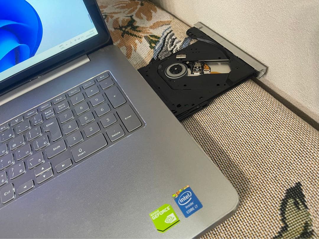 DELL タッチパネル・16GBメモリ・Core i7 4510U