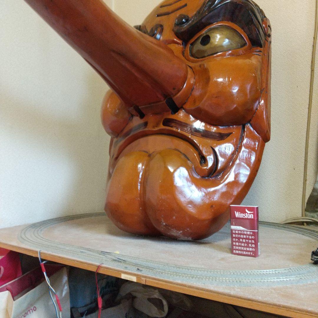 伝統的な日本の木製面