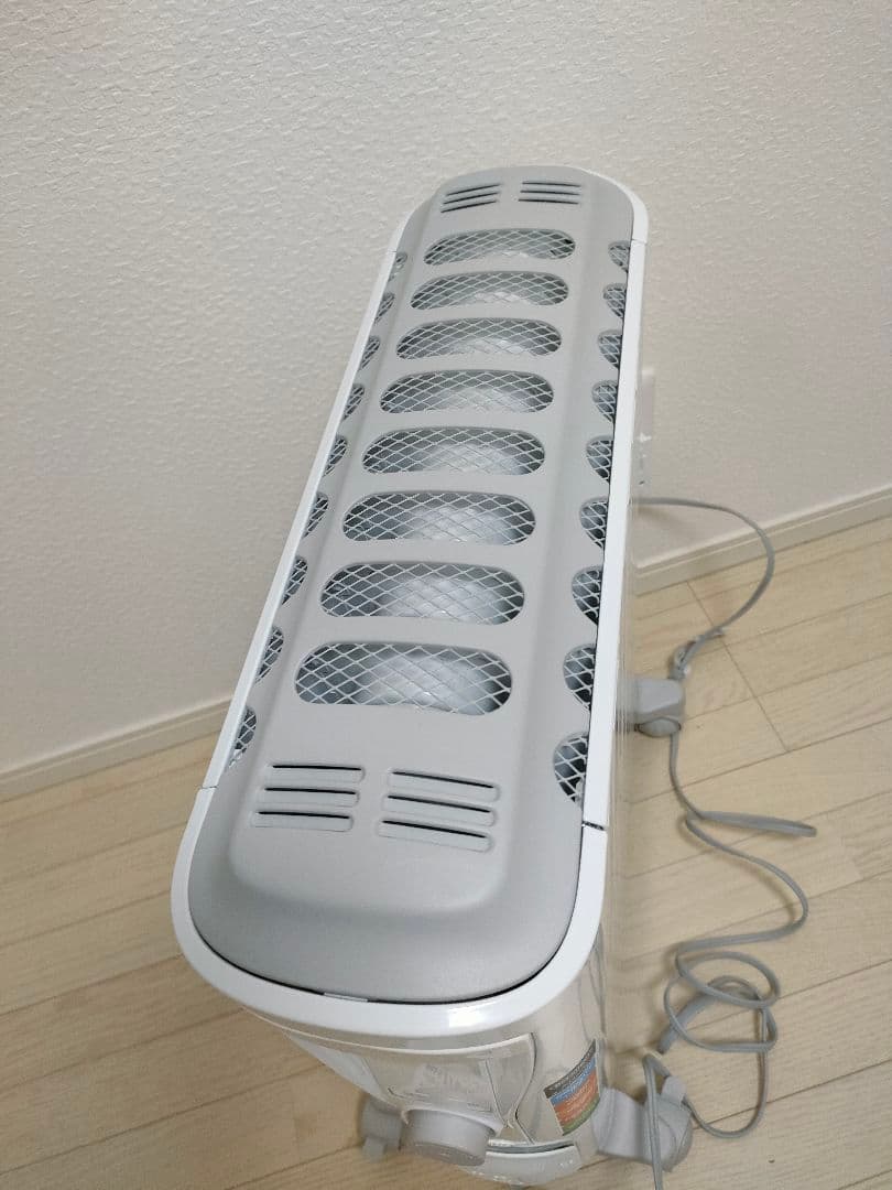 デロンギ　オイルヒーター　RHJ75V0915-GY 取扱説明書　リモコン付