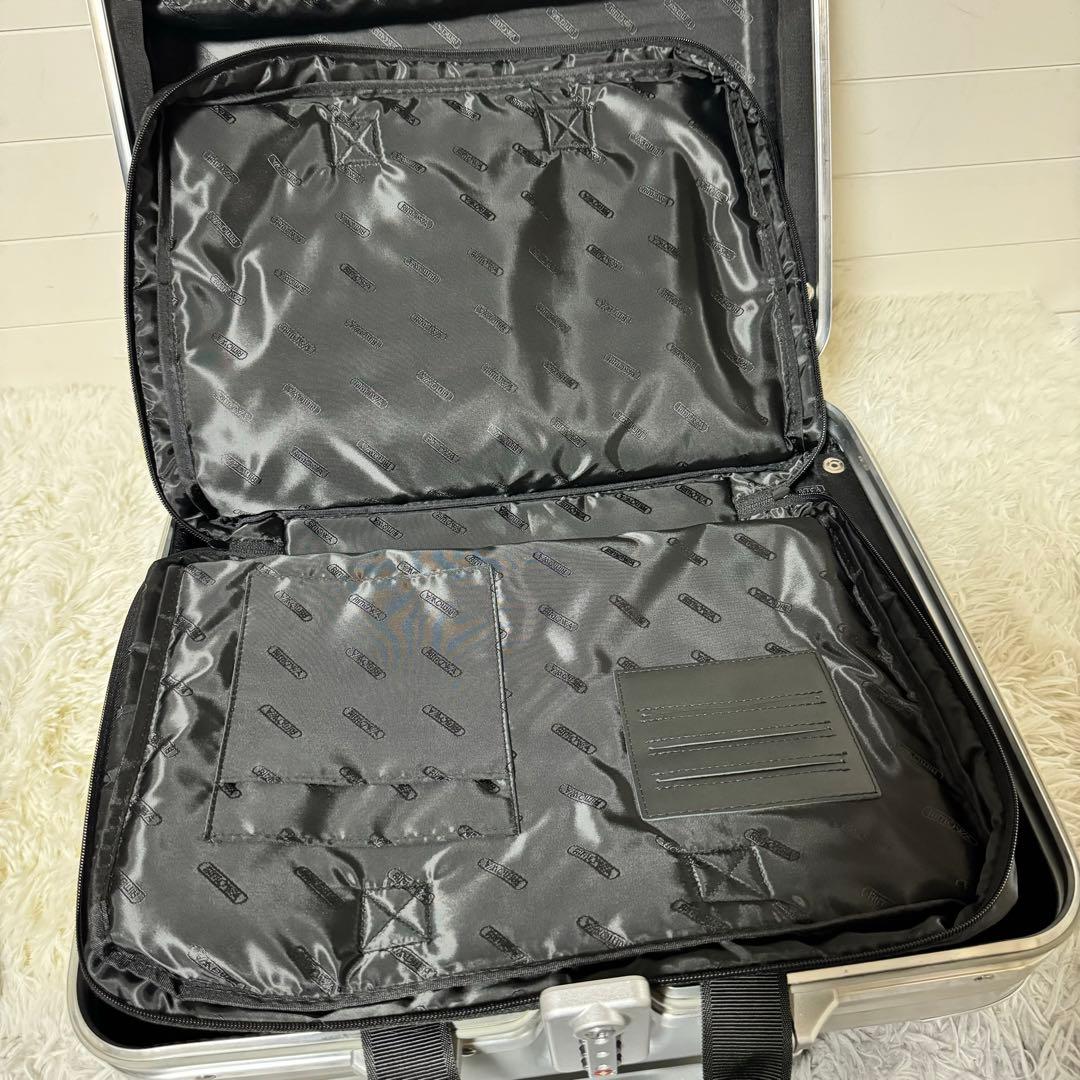 未使用品⭐️RIMOWA リモワ TOPAS トパーズ ビジネストロリー　４輪