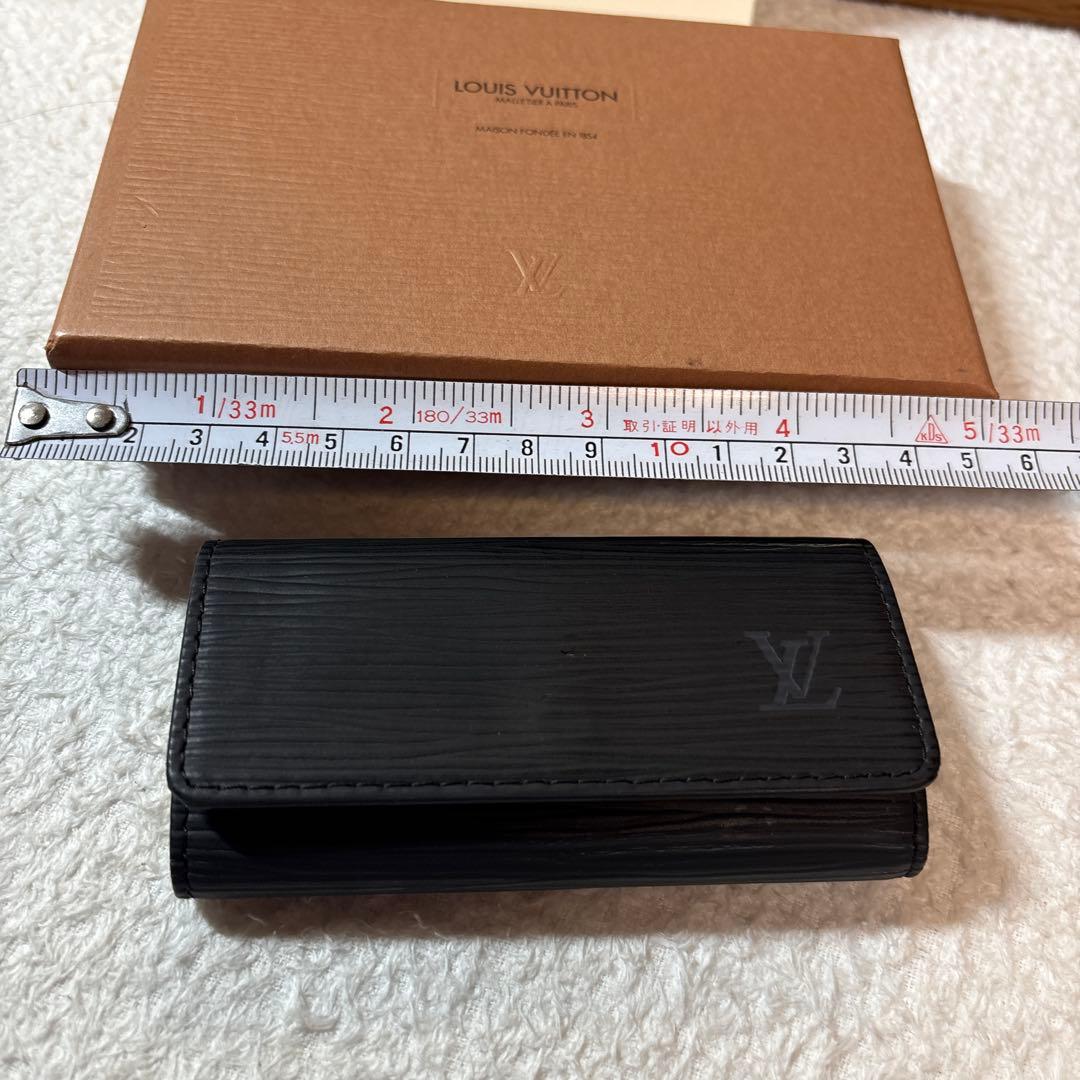 Louis Vuitton エピレザー ブラックキーケース