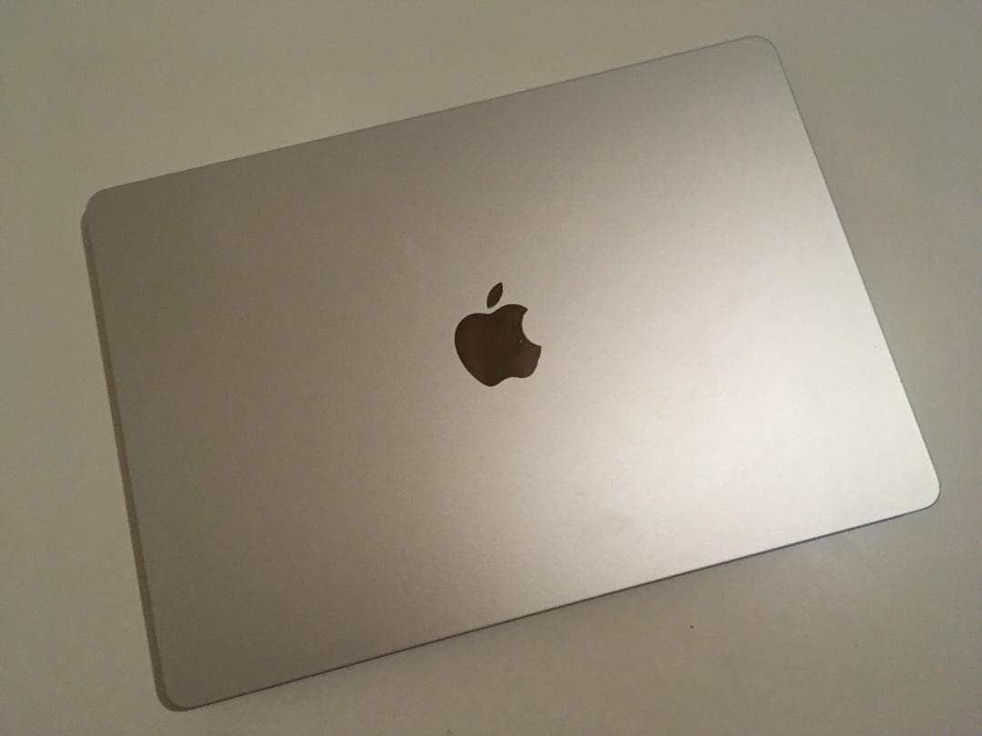 MacBook Air 2023 本体 シルバー 15インチ M2チップ