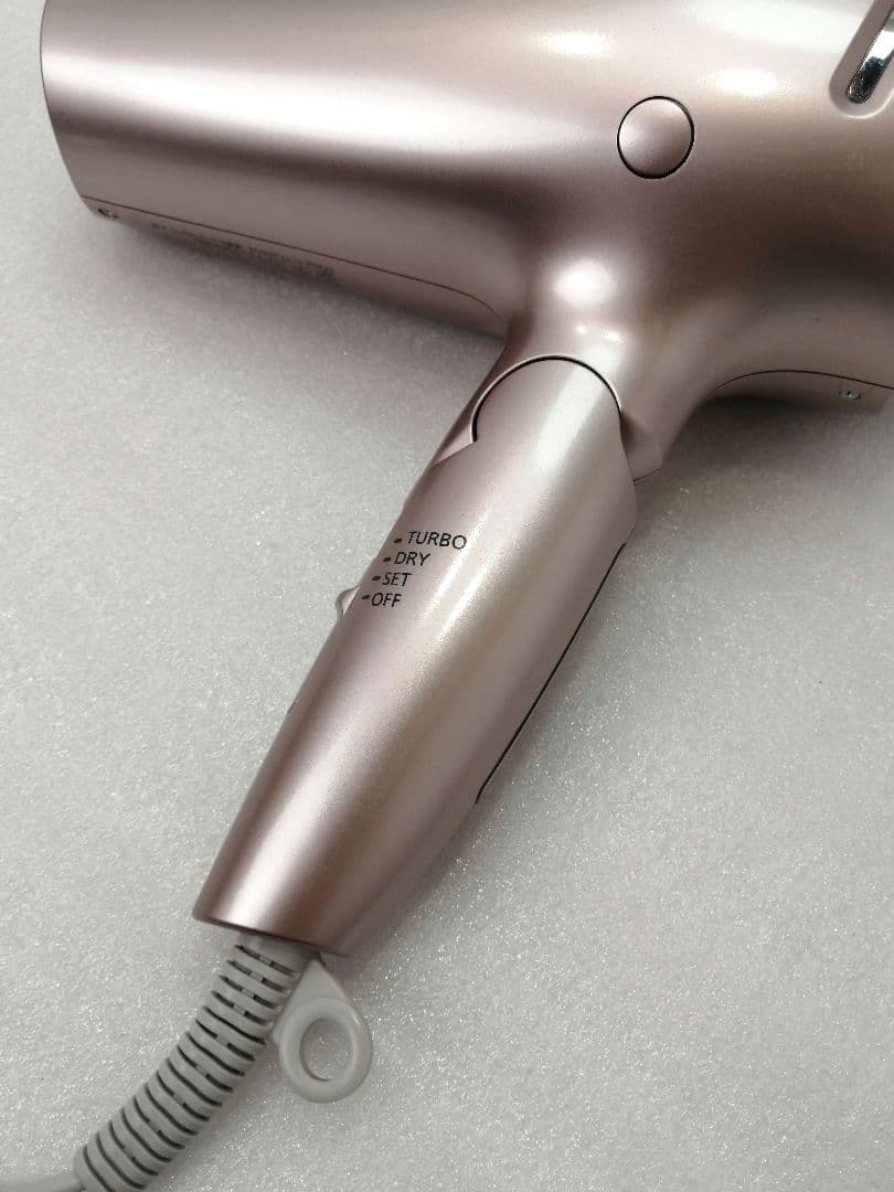 22年製 PANASONIC　パナソニックドライヤー　EH-NA9G　04