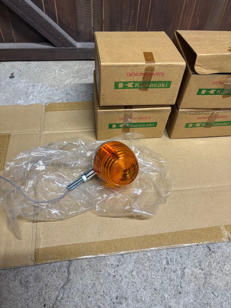 Kawasaki w1s 500ss タマゴ　ウィンカー