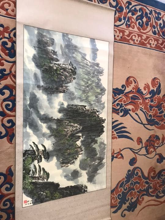 北朝鮮の有名な画家の山水画，肉筆，30年前に買った。とても珍しいです。