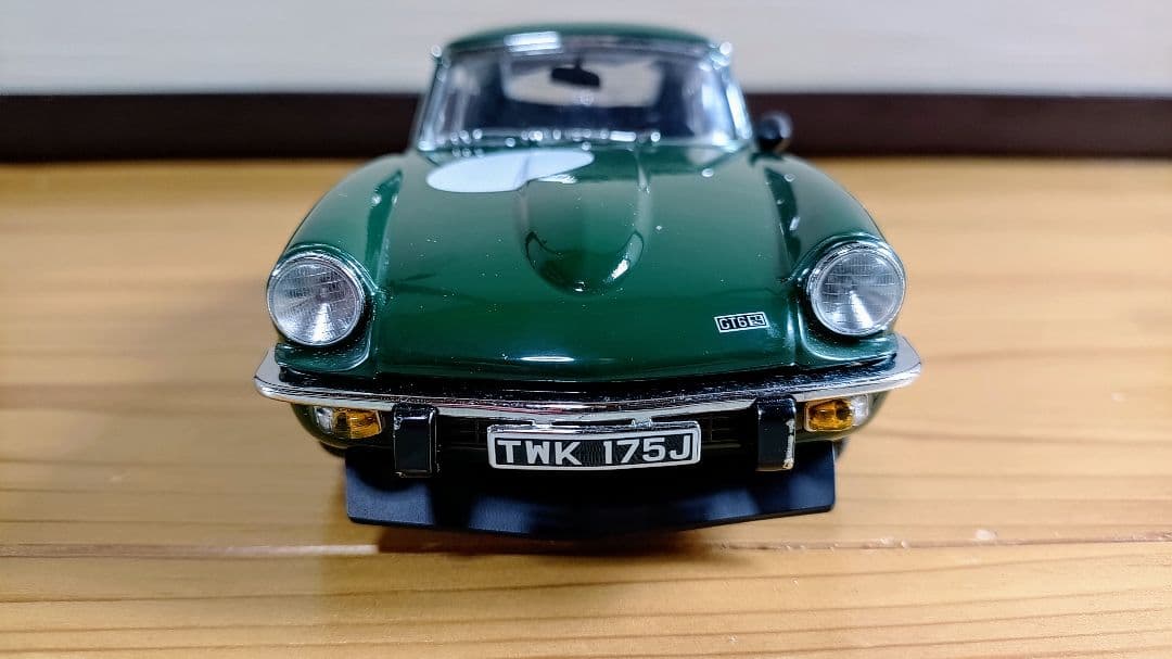 1/18　ミニカー　トライアンフ　GT6　MK3　スピットファイア　カスタム　改