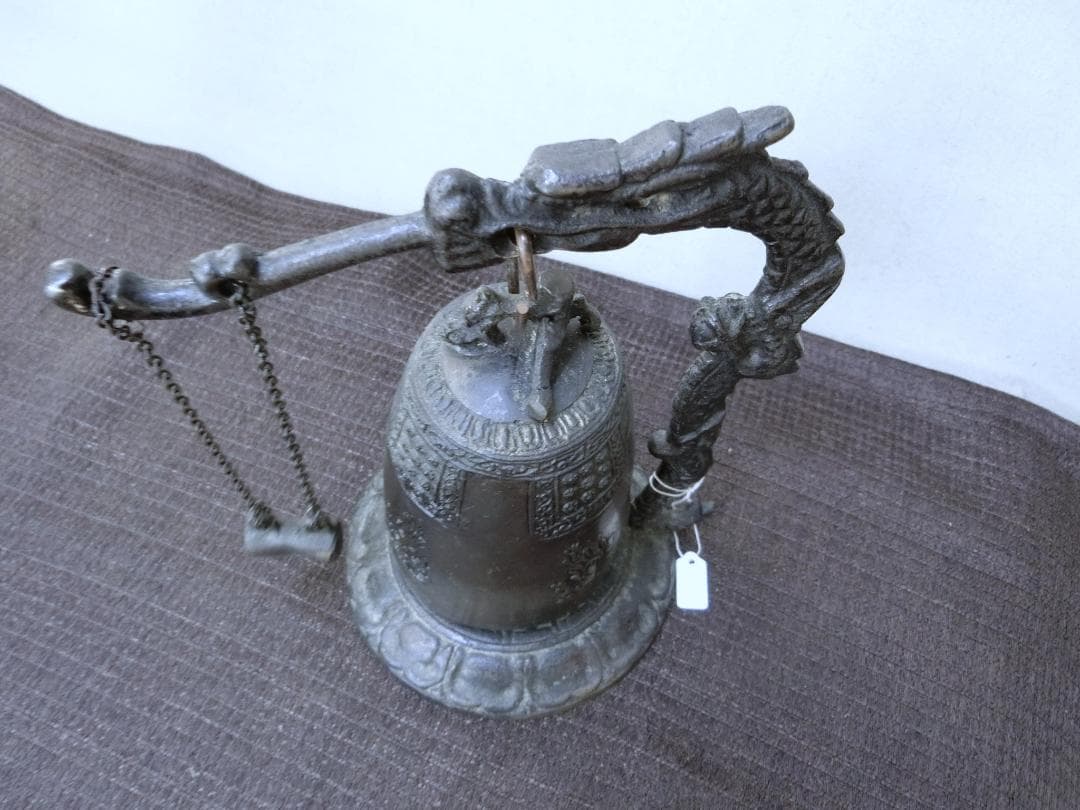 小振りで希少！【茶道具　喚鐘　合図鐘青銅　吊り鐘・E14】★インテリア　美術工芸
