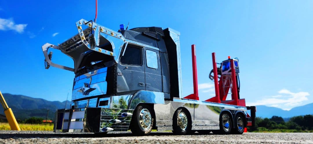 タミヤ1/14 トラック　デコトラ　自作バンパー追加します！makuです！