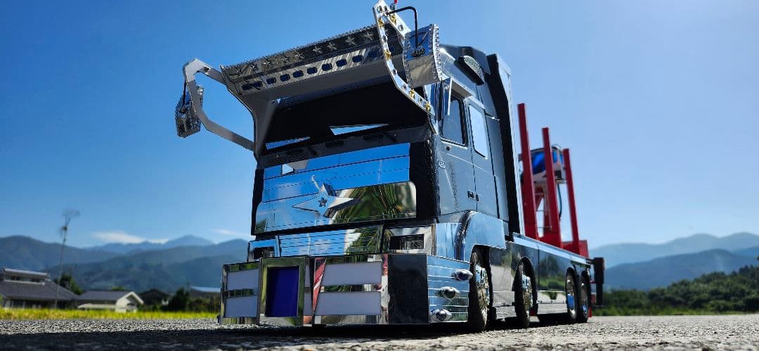 タミヤ1/14 トラック　デコトラ　自作バンパー追加します！makuです！