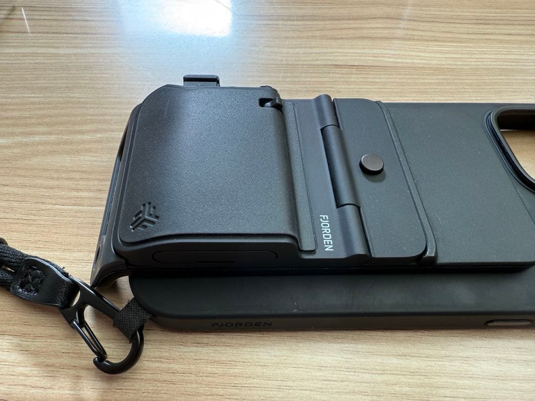 FJORDENフィヨルデングリップ iPhone最強カメラグリップ