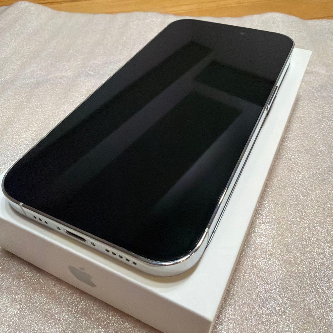 iPhone14pro 512GB シルバー　本体　simフリー