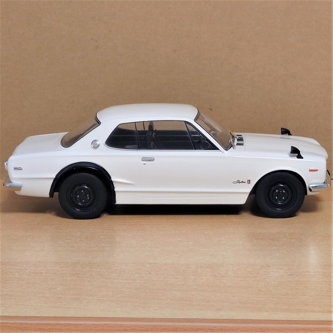 1/18 日産GT-R ハコスカ ホワイト スカイライン2000GT-R