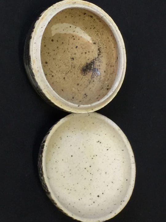 宋金時代 磁州窯 鉄絵塑磁 香合  年代物 宋胡緑